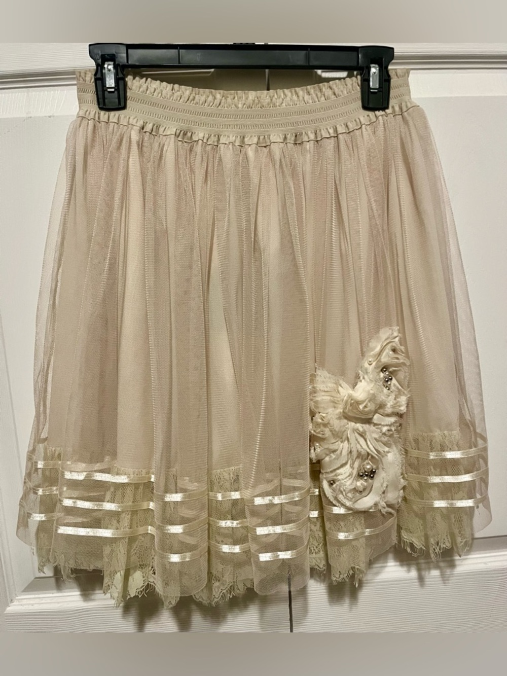 Ryu Cream Tulle Lace Floral Applique Skirt | Medium, NWT